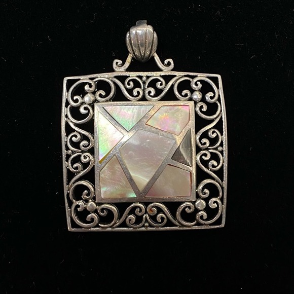 Sterling Silver Mother of Pearl Inlay Scroll Edged Pendant - Picture 1 of 2